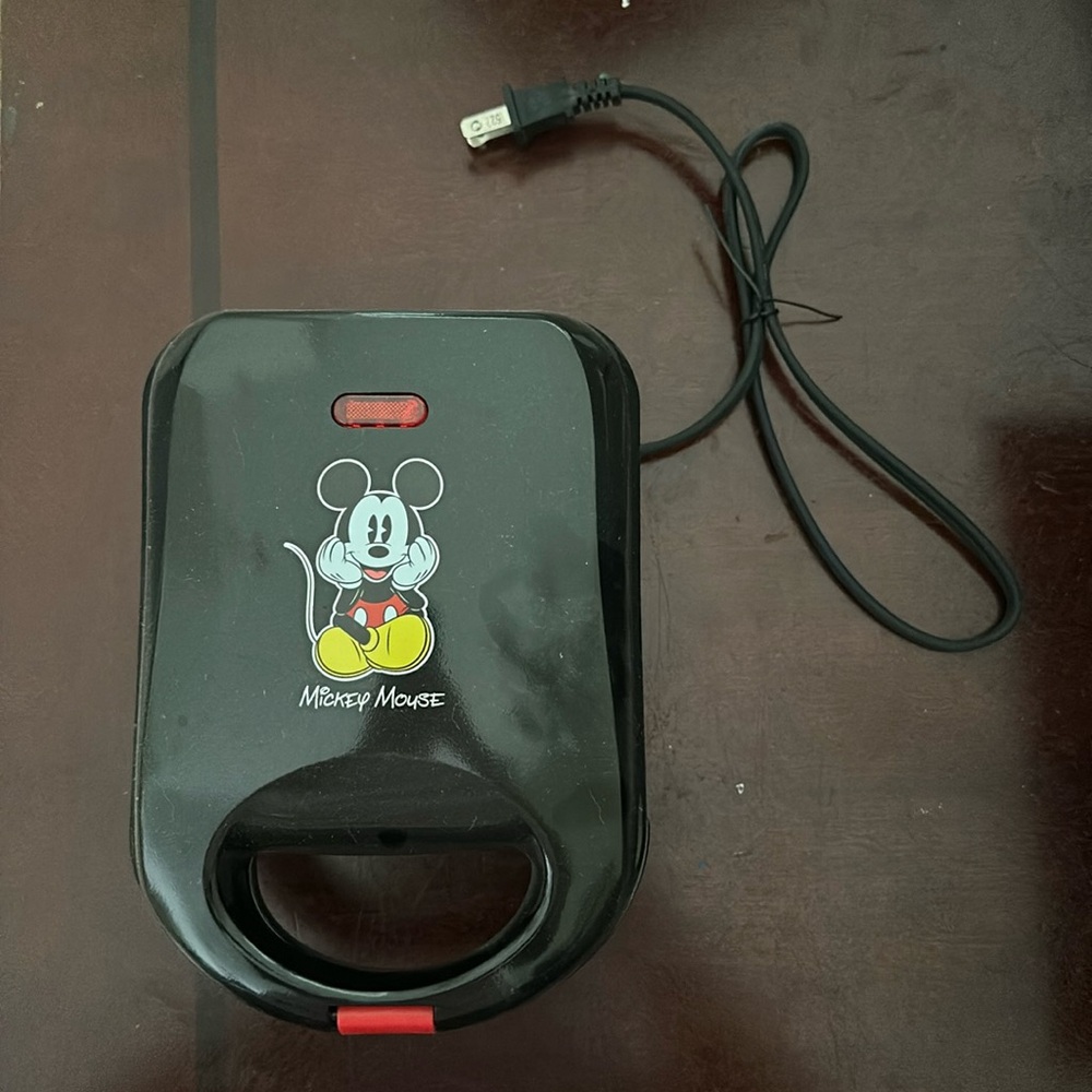 New Mickey Mouse Waffle Maker